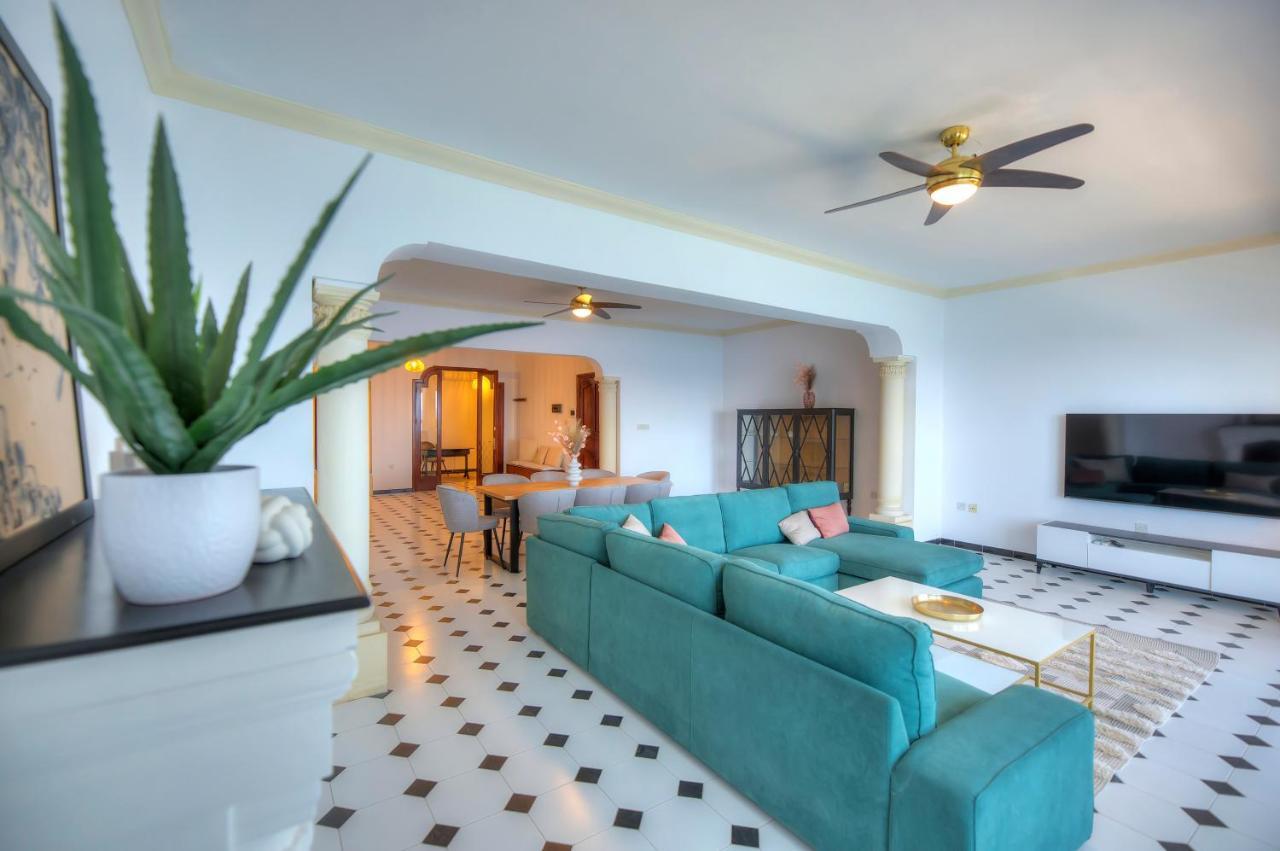 Beautifully Furnished Seafront 4 Bedrooms Goslm-4 Сліма Екстер'єр фото